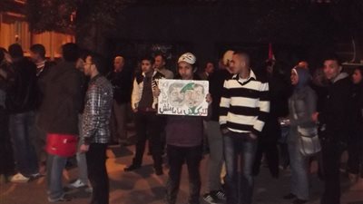 وقفة احتجاجية أمام نادى قضاة الإسكندرية اعتراضا على الدستور