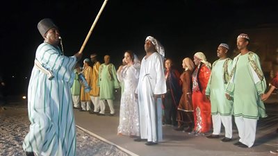 فرقة أسوان للفنون الشعبية تشارك في مهرجان شلاتين للإبداع الفني