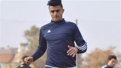 لجنة الكرة بالأهلي تحسم مصير التعاقد مع عمر السعيد