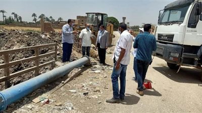 حملة مكبرة لرفع تجمعات القمامة ونواتج تطهير الترع وإزالة التعديات بأسيوط