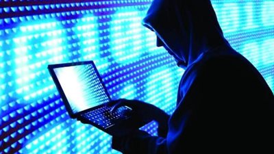 ضبط تشكيل عصابي دولي للقرصنة الإلكترونية واختراق مواقع الشركات بالقاهرة 