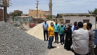 رئيس مدينة سفاجا تتفقد إنشاء مبنى إدارة التموين بتكلفة ١.٨ مليون جنيه | صور