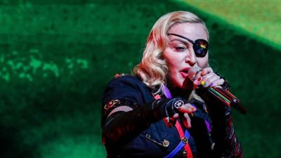 مادونا تثير السخرية بإعلان أنها 