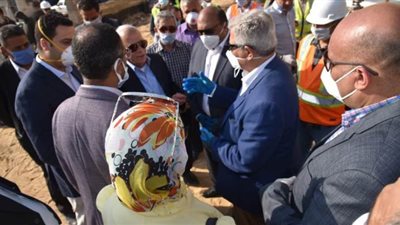  وزير الإسكان ومحافظ بورسعيد يتفقدان محطة مياه شرب الكاب l صور