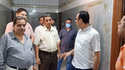 وكيل صحة سوهاج يتفقد حريق غرفة العناية المركزة بمستشفي طهطا l صور