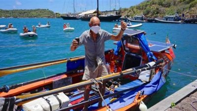 مسن يدخل موسوعة جينيس بعد عبور المحيط الأطلسي تجديفاً في 3 أشهر