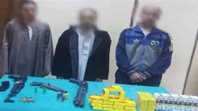 تشكيل عصابى يقتل شخصا ويصيب اثنين آخرين خلال منعهم من سرقة محل بقالة بالفيوم 