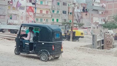 رياح محملة بالأتربة تضرب الإسكندرية | صور