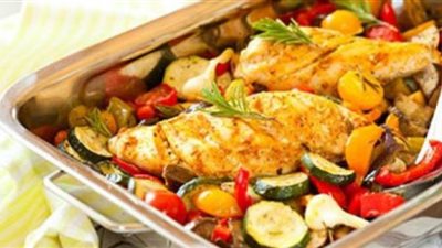 طريقة عمل صدور دجاج بالخضراوات |فيديو