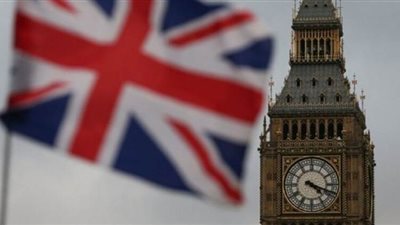 بريطانيا توصي بتغييرات شاملة في أماكن العمل بعد قيود كورونا