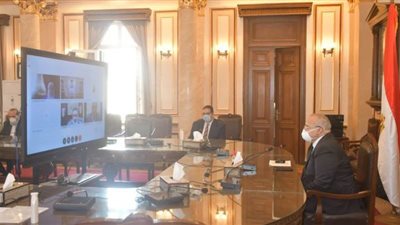 جامعة القاهرة تعتمد 5 ملايين جنيه لتمويل 8 مشروعات بحثية ومعملية لمكافحة كورونا