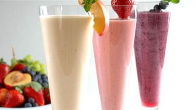 طريقة عمل زبادي الخلاط بالفواكه مع الشيف عظيمة |فيديو