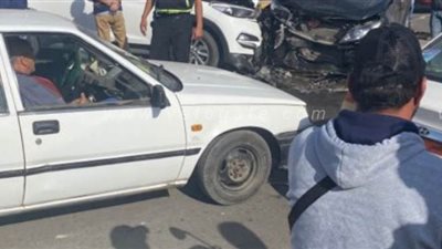 تهشم سيارتين ملاكي في حادث تصادم أمام مدارس بورسعيد الدولية l فيديو وصور