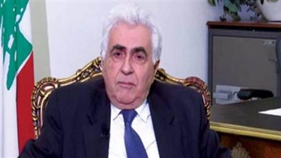 لبنان يستدعي السفير الألماني لتفسير قرار حظر حزب الله