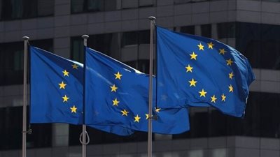 الاتحاد الأوروبي يضيف 12 دولة إلى القائمة السوداء