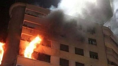 مواد سريعة الاشتعال تعوق عملية إطفاء حريق محل زيوت ومغسلة بشارع البحر الأعظم