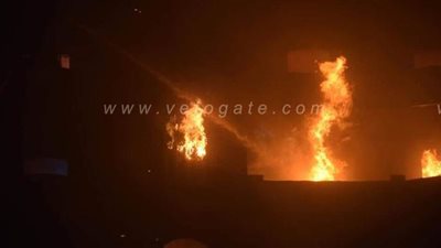 إصابة 3 أشخاص بالاختناق في حريق مخزن النجف بشبرا الخيمة