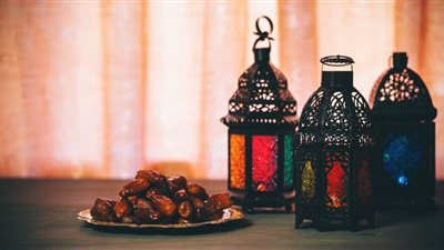 15 ساعة و5 دقائق مدة صيام اليوم 13 رمضان