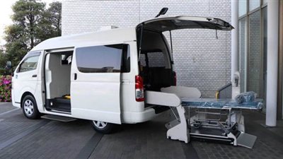 تويوتا تعدل طراز Hiace لتستخدم عربات إسعاف فائقة التجهيز