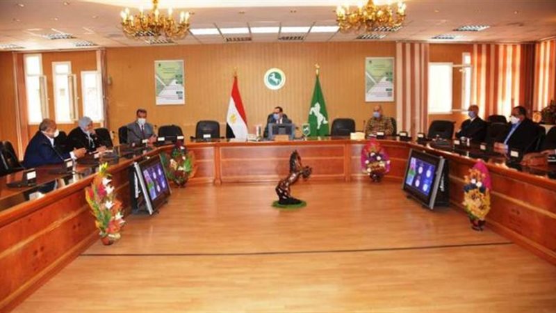 اجتماع الدكتور ممدوح