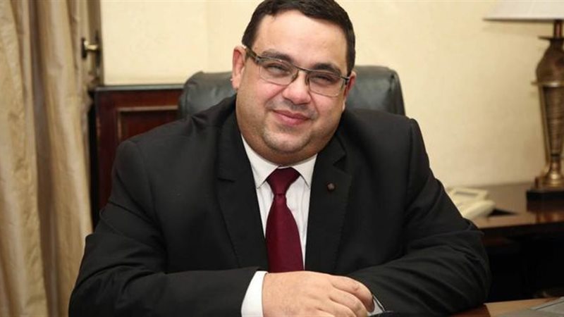 محسن عادل