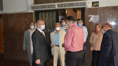 رئيس جامعة الزقازيق يطمئن على استعدادات المدن الجامعية وعزل العائدين من الخارج