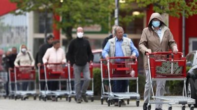 ألمانيا تقرر إعادة فتح كل المتاجر والمدارس