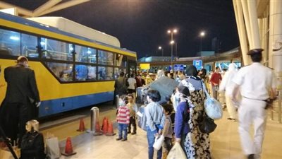 3 طائرات تغادر مطار القاهرة غدا لعودة العالقين