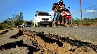زلزال بقوة 6.9 درجة يضرب منطقة كيبولايوان بإندونيسيا