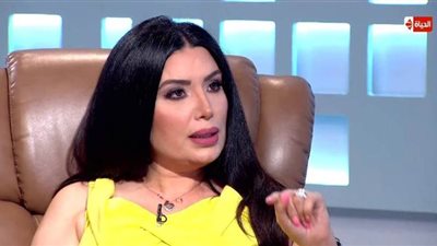 عبير صبري عن فيديوهات خالد يوسف: أعوذ بالله عمره ما كان صاحبي|فيديو