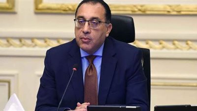 رئيس الوزراء يعلن اليوم قرارات مهمة بشأن حظر التجوال