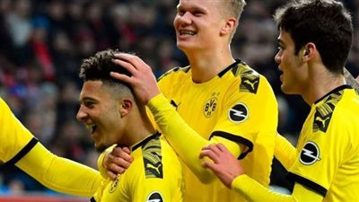 عودة الدوري الألماني بديربي الرور بين شالكه ودورتموند