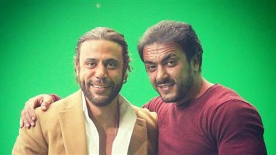 محمد إمام ينشر صورة مع أحمد العوضي: 