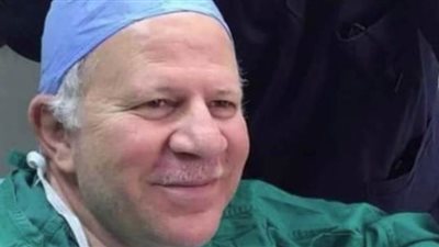 شقيق أول طبيب مصري ضحية كورونا بالكويت يكشف تفاصيل حياته وإقامة صلاة الغائب عليه| صور