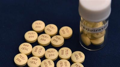 أستاذ أمراض صدرية: أفيجان أكثر فاعلية ضد كورونا من ريدميسفير.. وأمريكا تهتم بالربح