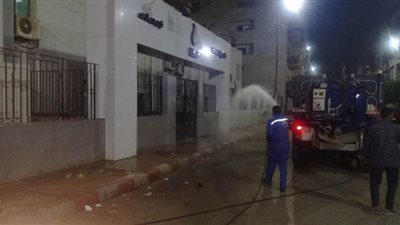 حملات رش ليلية بقرى ونجوع قنا لمكافحة فيروس كورونا | صور