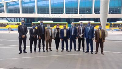 محافظة الجيزة تستقبل العالقين بدولة الكويت لتسكينهم بالمدينة الجامعية للعزل الصحي