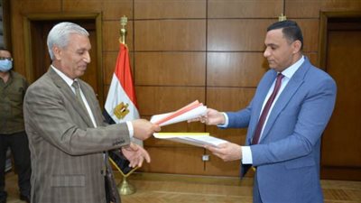 بروتوكول لتأهيل محطات رفع مياه الصرف الصحى وخطوط الطرد في جمصة | صور