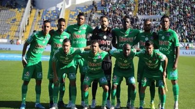 الرجاء المغربي يعلن تخفيض رواتب الجهاز الفني 50%