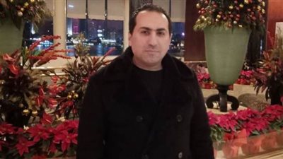 عماد يسري يكتب: كلمتين من الآخر.. كيف تخون نفسك؟!