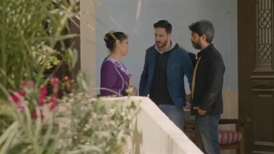 ما الذي وجده جلال وأحمد أثناء البحث عن والدتهما.. القمر آخر الدنيا الحلقة 17 | فيديو