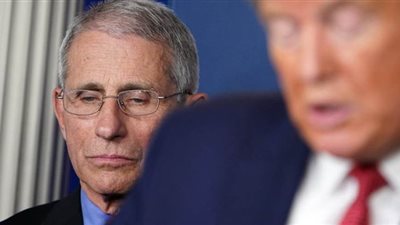 عزل كبير أطباء البيت الأبيض بسبب مخالطة مصاب بكورونا