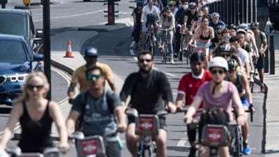 بريطانيا تطلق مبادرة دراجة لكل مواطن لإصلاح ما أفسده كورونا في رشاقة مواطنيها