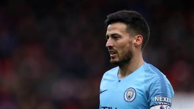 ثنائي برشلونة ينضمان لمبادرة تكريم سيلفا