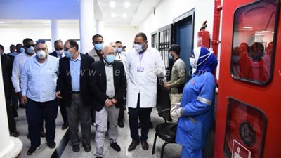 محافظ بورسعيد يتفقد وحدة صحة أسرة سهل الطينة | صور