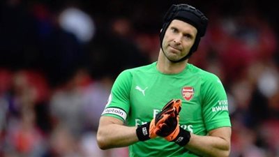 بيتر تشيك: مهاجم مانشستر يونايتد أخطر لاعب واجهته