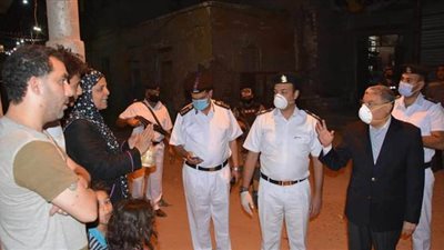 محافظ المنيا يتابع تنفيذ إجراءات الحجر الصحي بشارع سيدي حبيب l صور