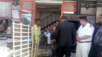 تحرير 14 محضرًا في حملة مكبرة على المحلات والأسواق في الإسكندرية | صور