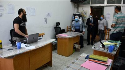 رئيس جامعة القناة تشدد على الالتزام بإجراءات الوقاية من كورونا