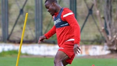 الأهلي يترقب وصول مستحقاته الخارجية